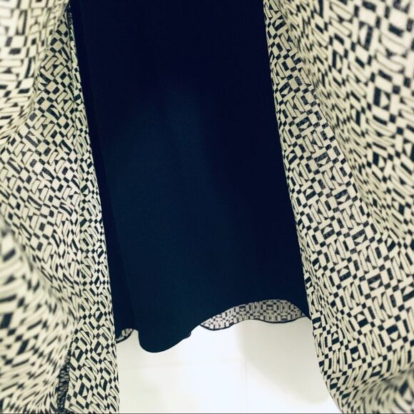 Max Studio V Neck Twist-Front Dress Geometric Print Black Cream Overlay - Picture 12 of 15